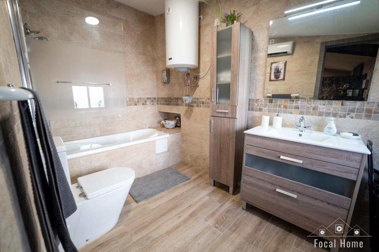Casa Rural La Zzinetina Con Jacuzzi Constantina Kültér fotó